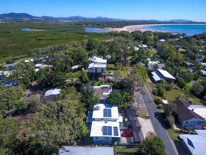 13 Mowlam Street, Eimeo QLD 4740