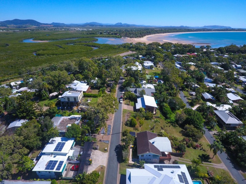 13 Mowlam Street, Eimeo QLD 4740