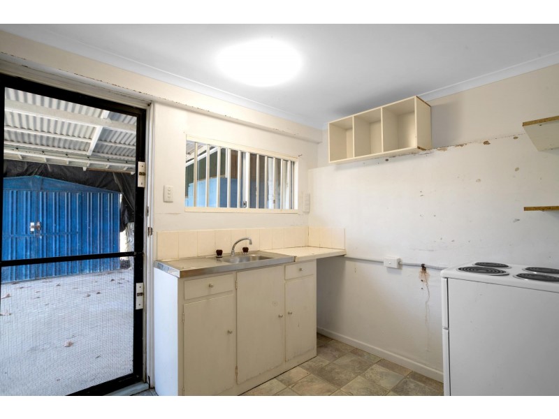 13 Mowlam Street, Eimeo QLD 4740