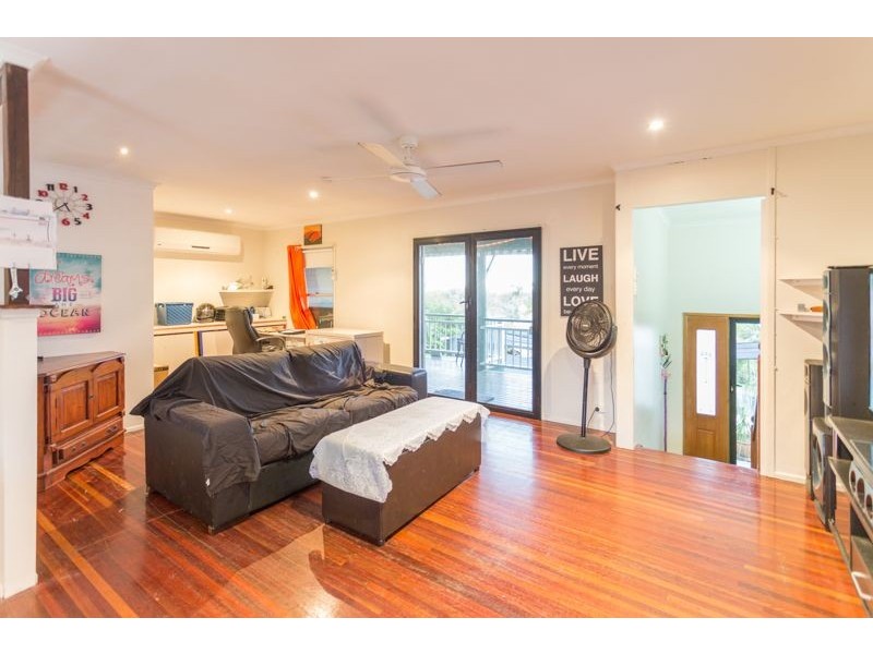 13 Mowlam Street, Eimeo QLD 4740