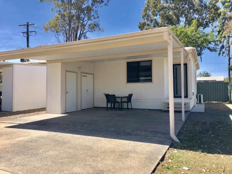 2/5 Atkinson Street, Middlemount QLD 4746