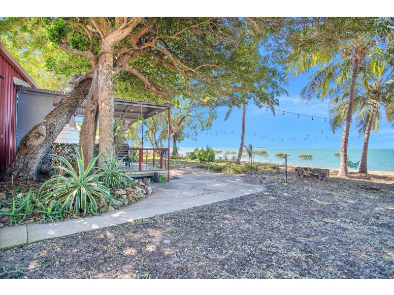 21 Colonial Drive, Clairview QLD 4741