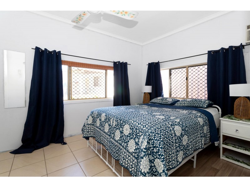 21 Colonial Drive, Clairview QLD 4741