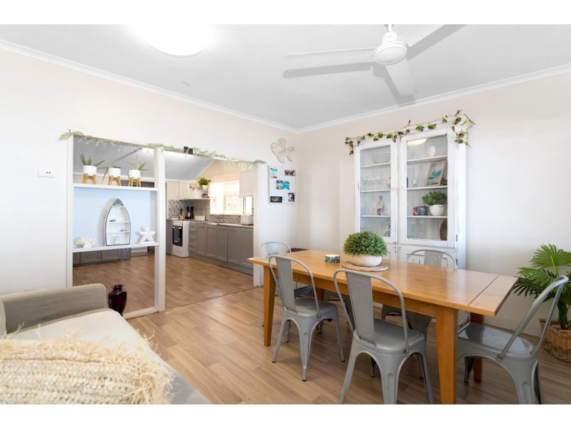 21 Colonial Drive, Clairview QLD 4741