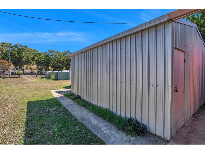 21 Colonial Drive, Clairview QLD 4741