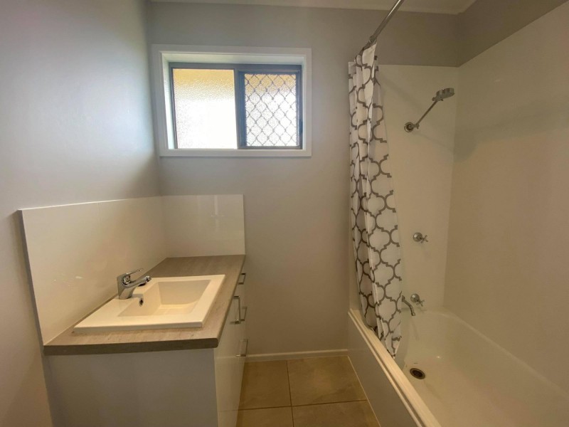 A/8 Annmore Court, Andergrove QLD 4740