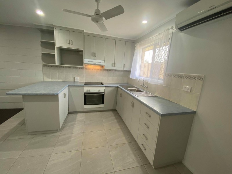 B/8 Annmore Court, Andergrove QLD 4740