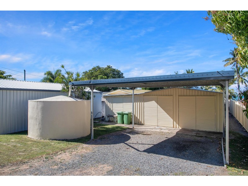 16 Colonial Drive, Clairview QLD 4741