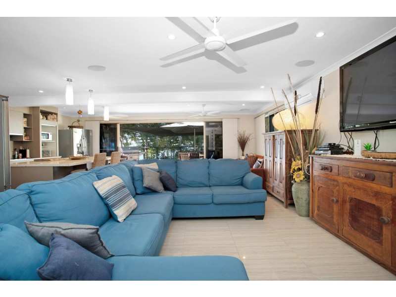 16 Colonial Drive, Clairview QLD 4741