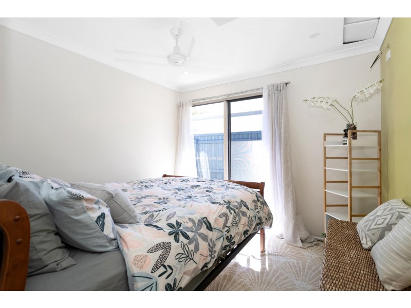 16 Colonial Drive, Clairview QLD 4741