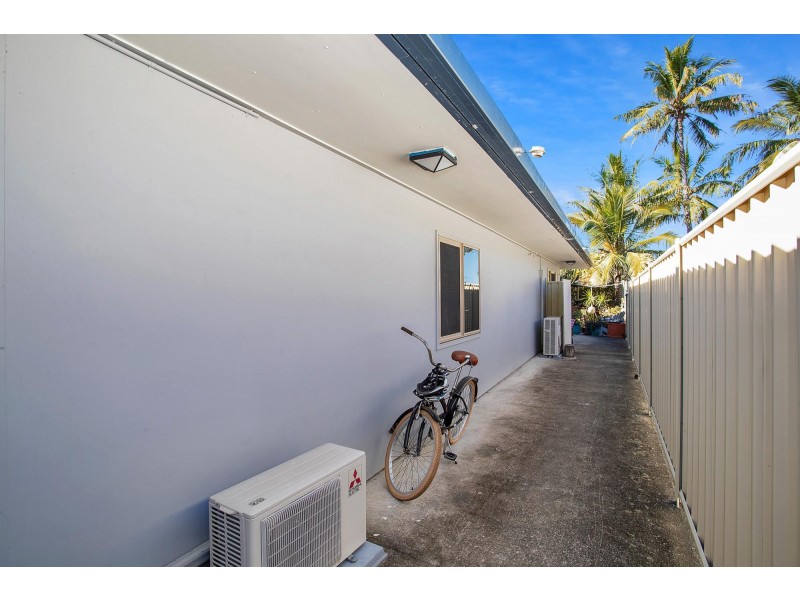 16 Colonial Drive, Clairview QLD 4741