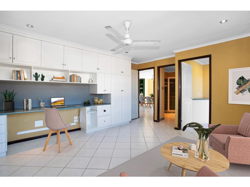 17 Dumfries Court, Beaconsfield QLD 4740