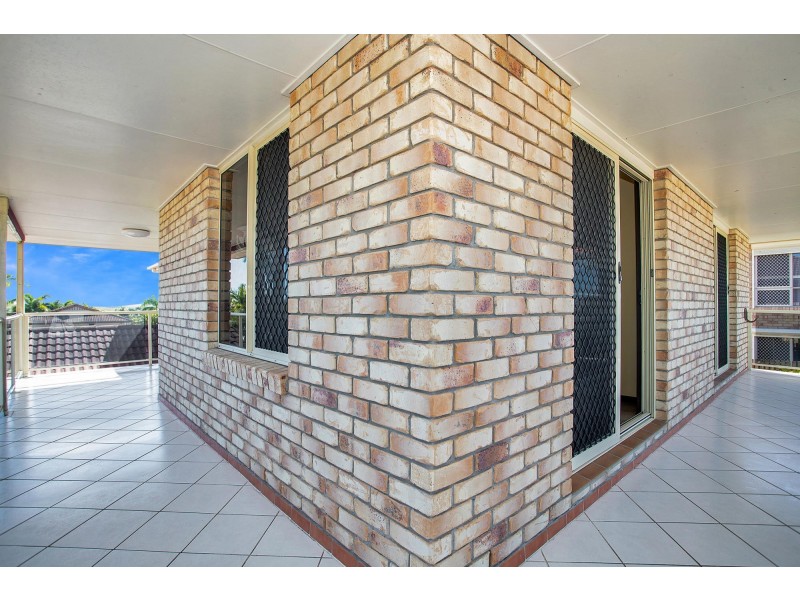 17 Dumfries Court, Beaconsfield QLD 4740