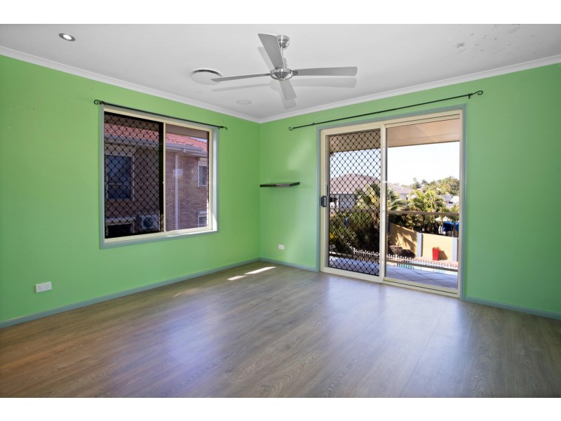 17 Dumfries Court, Beaconsfield QLD 4740