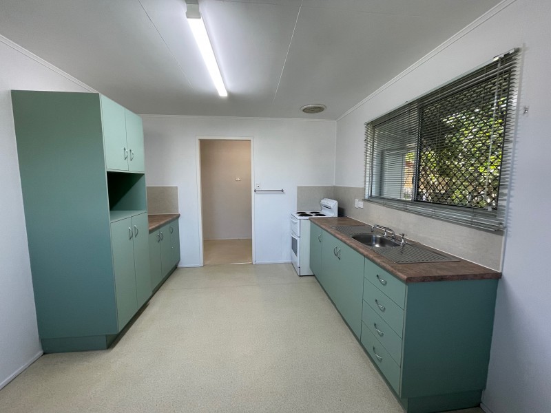 28 Burke Drive, Moranbah QLD 4744