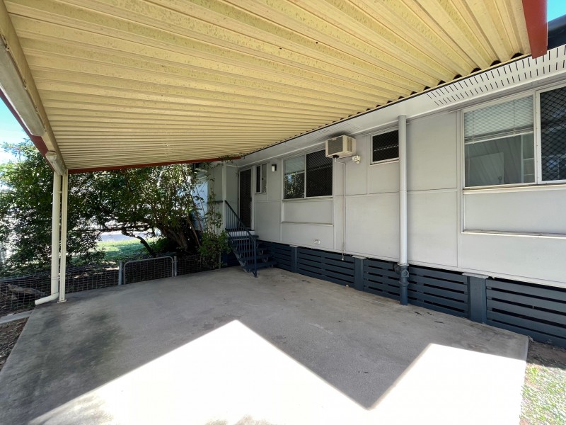 28 Burke Drive, Moranbah QLD 4744