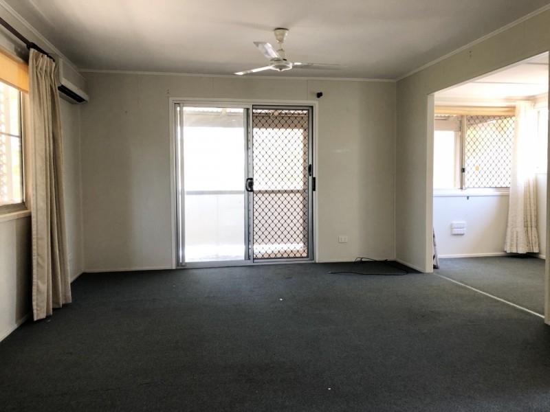 17 Winterer Crescent, Dysart QLD 4745