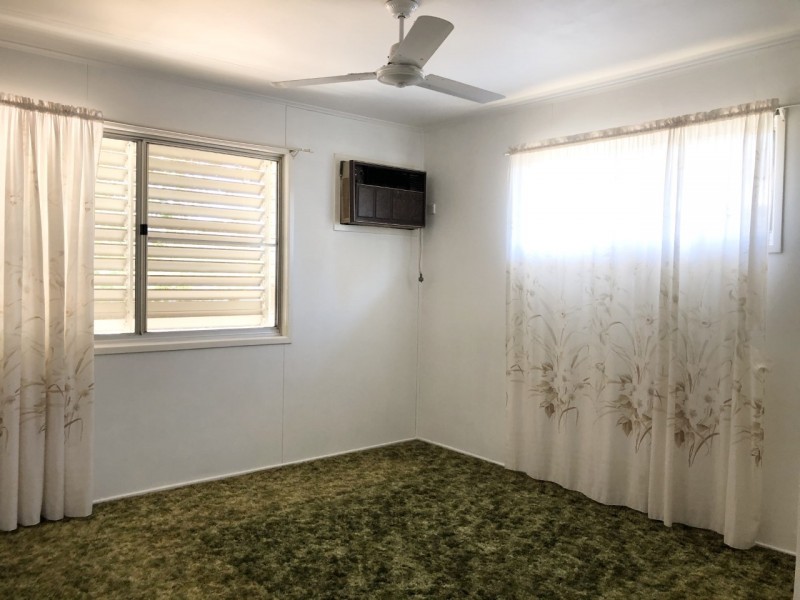 17 Winterer Crescent, Dysart QLD 4745