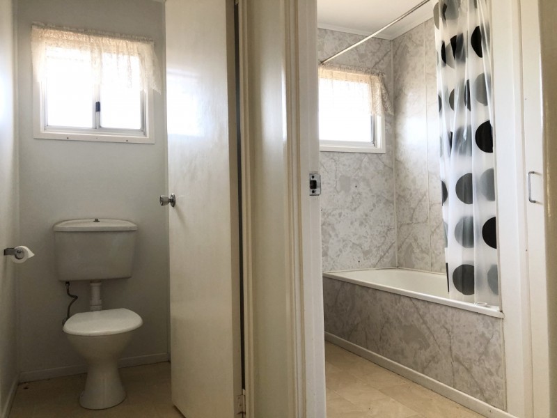 17 Winterer Crescent, Dysart QLD 4745