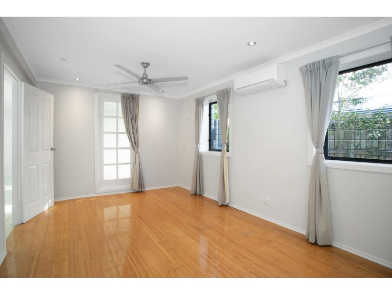 28 Armitage Drive, Eimeo QLD 4740