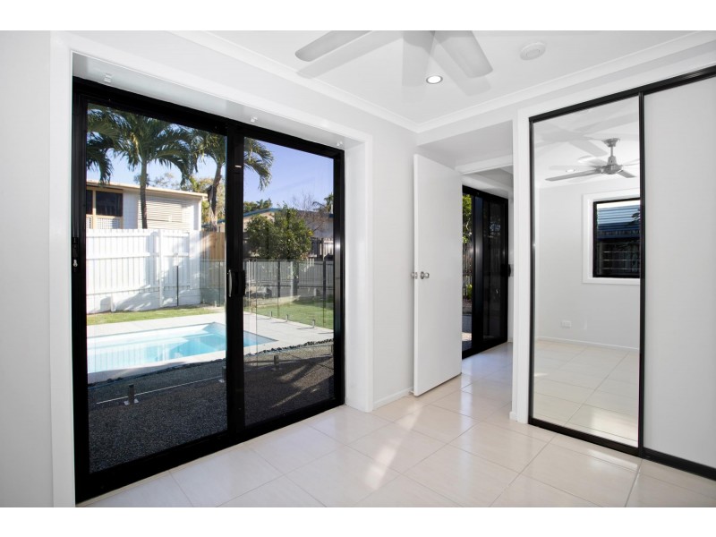 28 Armitage Drive, Eimeo QLD 4740