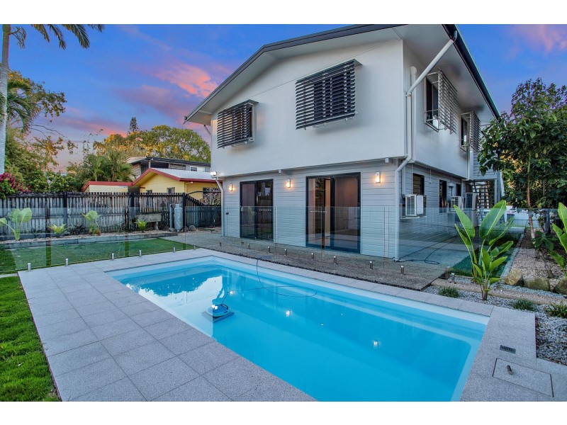 28 Armitage Drive, Eimeo QLD 4740