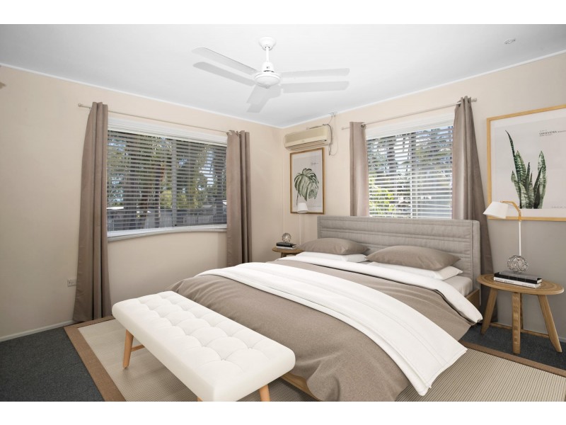 8 Osprey Close, Slade Point QLD 4740