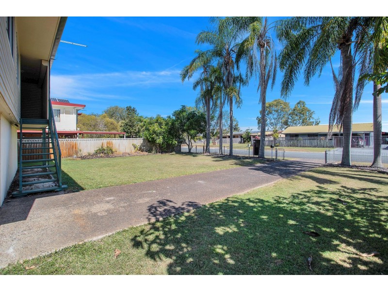 8 Osprey Close, Slade Point QLD 4740