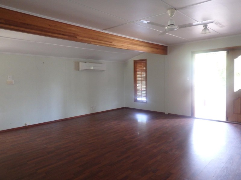 7 Chifley Street, Moranbah QLD 4744