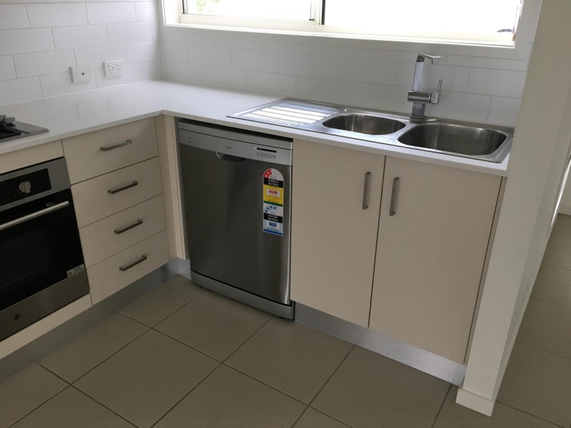 37B Westaway, Andergrove QLD 4740