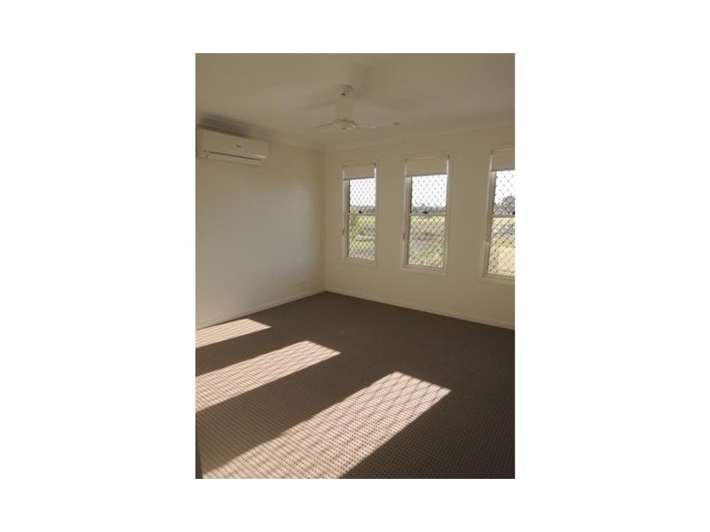 37B Westaway, Andergrove QLD 4740