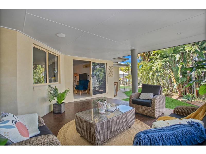 5 Seaspray Close, Shoal Point QLD 4750