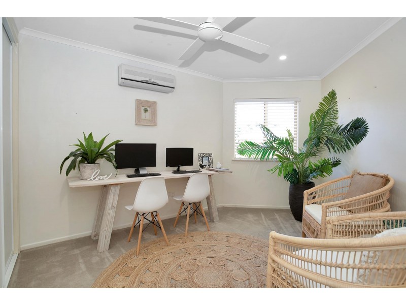 5 Seaspray Close, Shoal Point QLD 4750