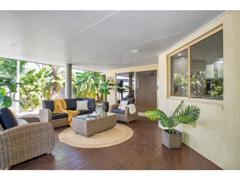 5 Seaspray Close, Shoal Point QLD 4750