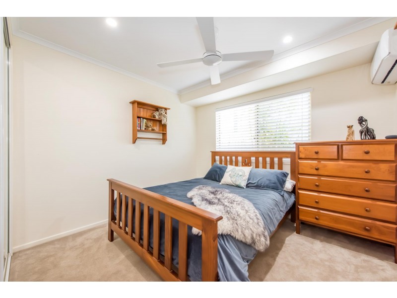 5 Seaspray Close, Shoal Point QLD 4750