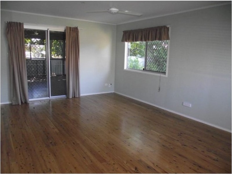 161 Mills Avenue, Moranbah QLD 4744