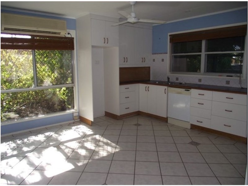 161 Mills Avenue, Moranbah QLD 4744