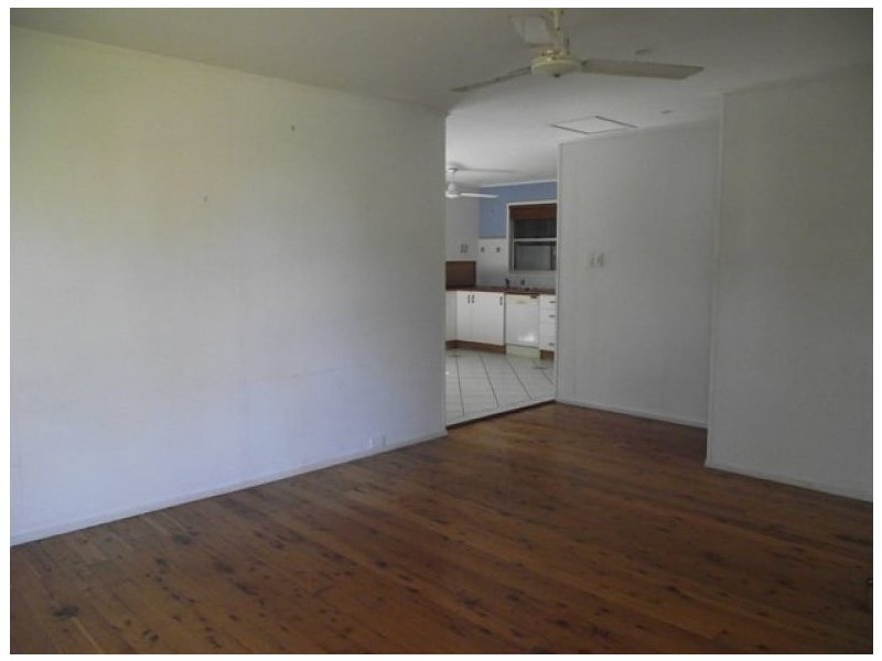 161 Mills Avenue, Moranbah QLD 4744