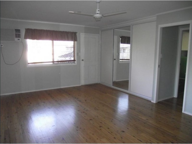 161 Mills Avenue, Moranbah QLD 4744