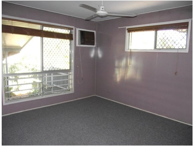 161 Mills Avenue, Moranbah QLD 4744