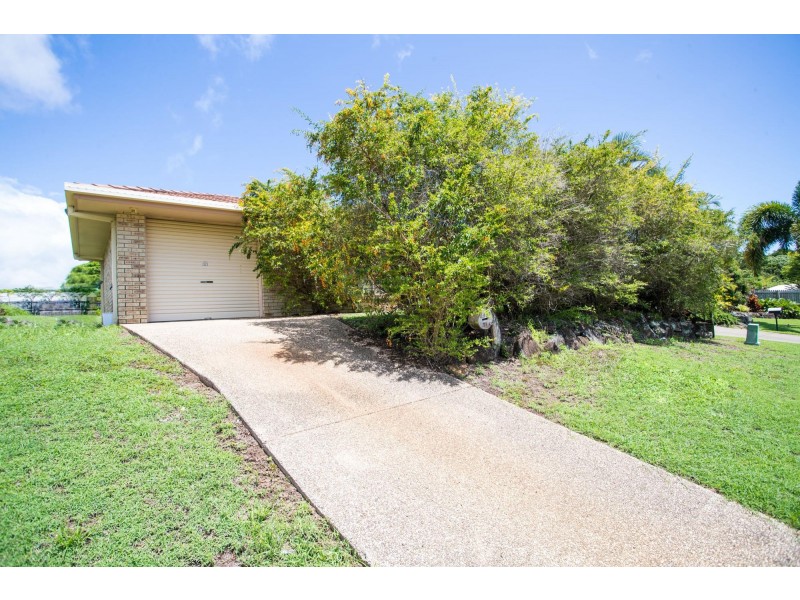 71 Mclaughlin Drive, Eimeo QLD 4740