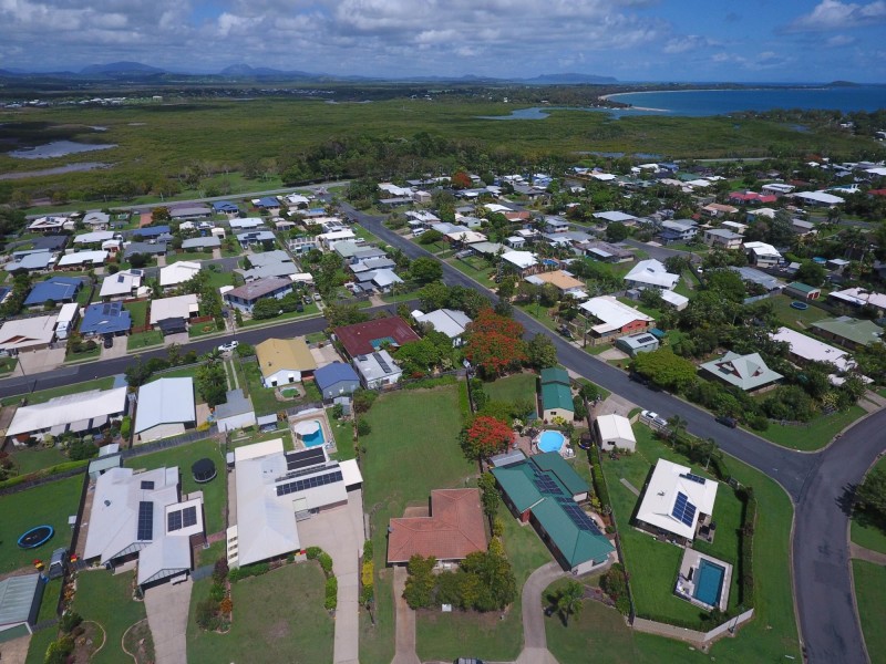 71 Mclaughlin Drive, Eimeo QLD 4740