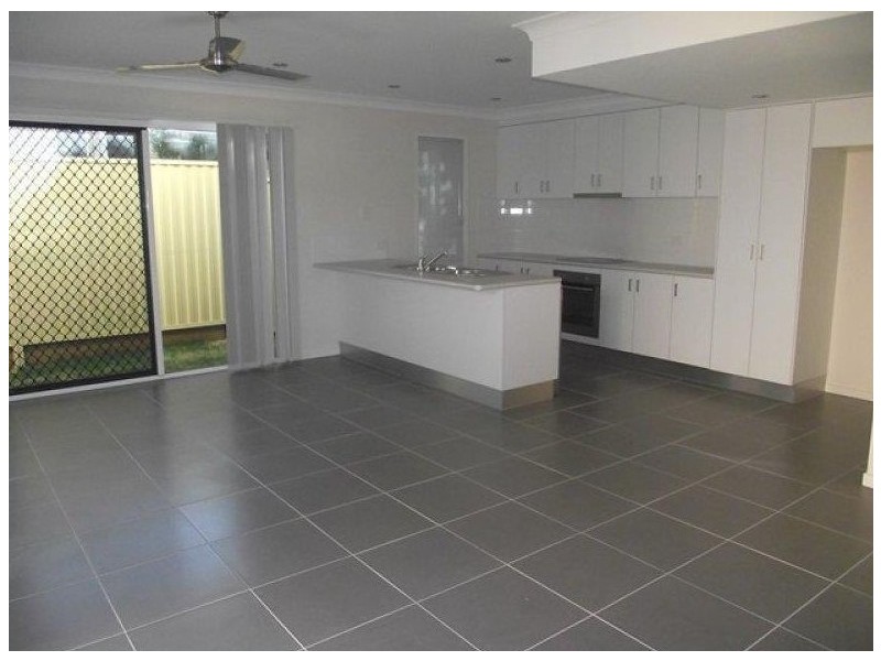 4/19 Oxley Drive, Moranbah QLD 4744