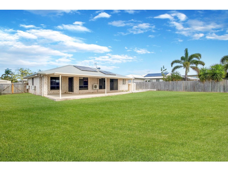 17 Pacific Avenue, Sarina QLD 4737