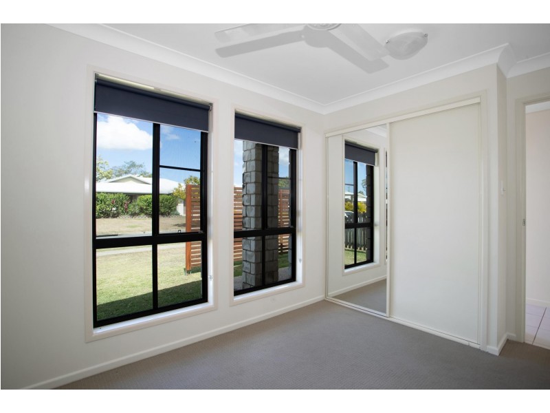 17 Pacific Avenue, Sarina QLD 4737