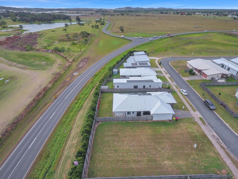 43 Bellavista Circuit, Beaconsfield QLD 4740