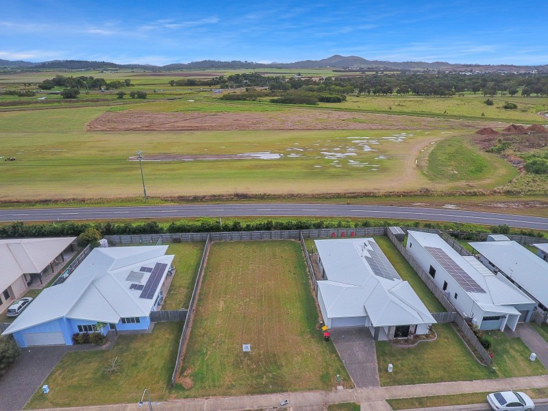 43 Bellavista Circuit, Beaconsfield QLD 4740