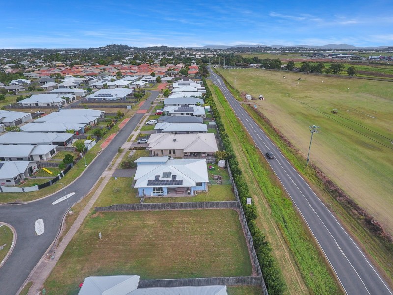 43 Bellavista Circuit, Beaconsfield QLD 4740