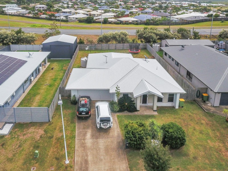 29 Phoenix Crescent, Rural View QLD 4740