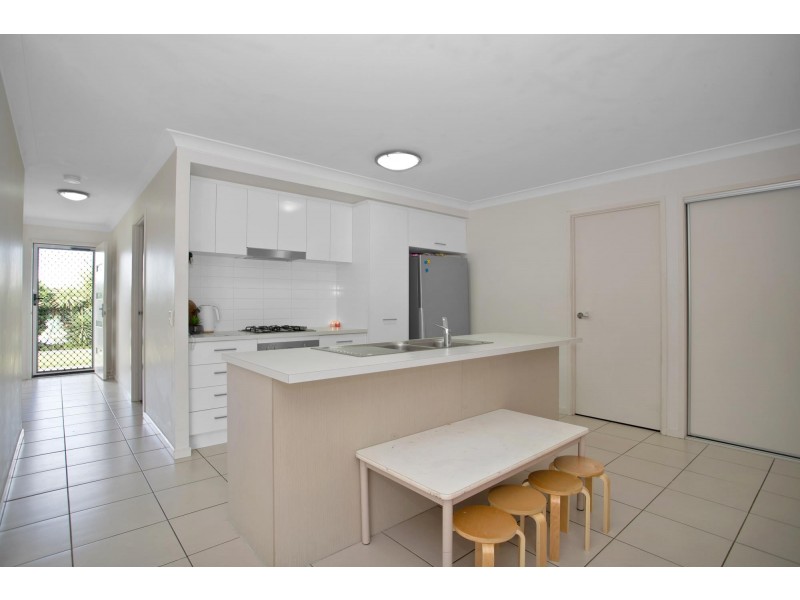 29 Phoenix Crescent, Rural View QLD 4740